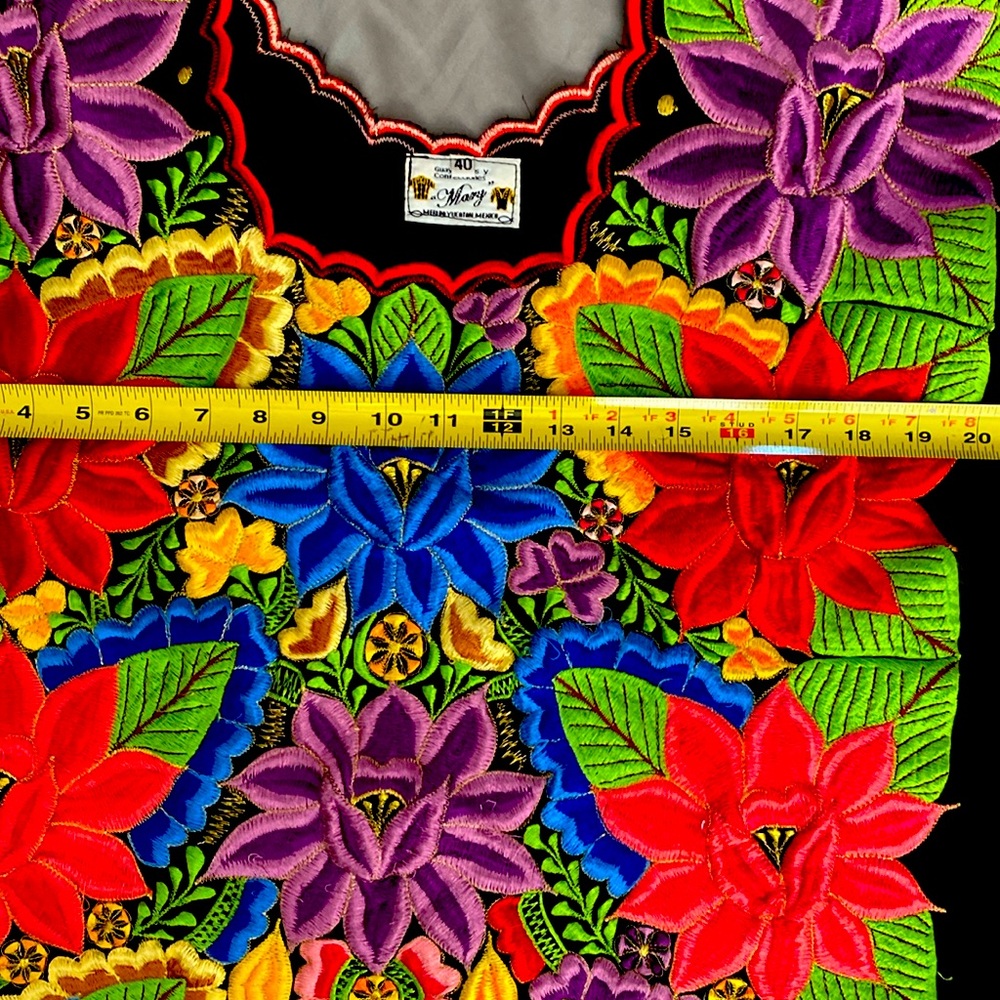 Embroidered Mexican top by Mary